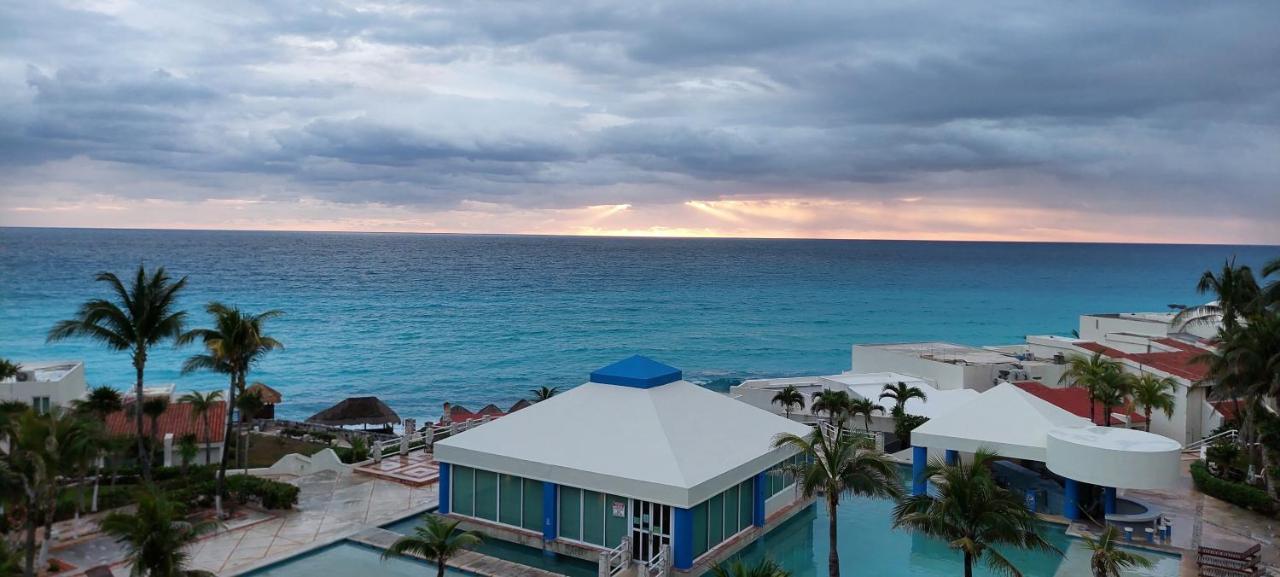 Departamento Cielo Ocen View en Hotel Solymar Cancún Buitenkant foto